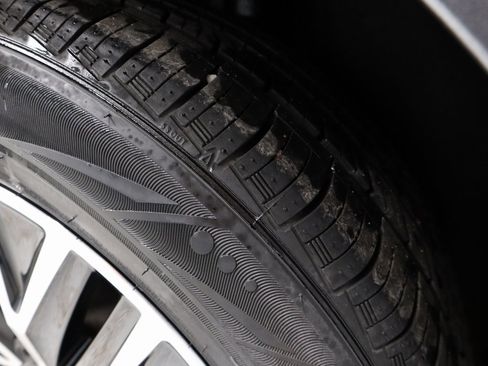 Used 2021 Volkswagen Jetta SE w/ SE Cold Weather Package image 19