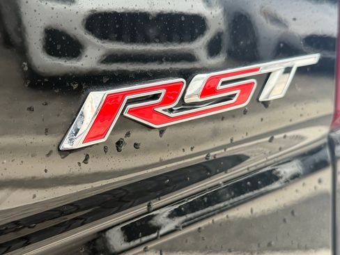 Used 2024 Chevrolet Silverado 1500 RST image 18