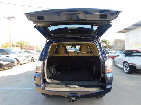 Used 2022 Toyota 4Runner SR5 image 15