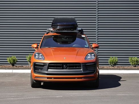 Used 2024 Porsche Macan GTS image 9