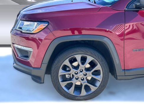 Used 2021 Jeep Compass Latitude w/ Sun and Sound Group image 10