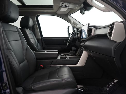 Used 2022 Toyota Tundra Limited w/ TRD Off-Road Tow Package image 12