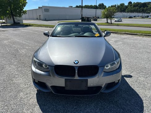Used 2013 BMW 335i Convertible RWD image 2