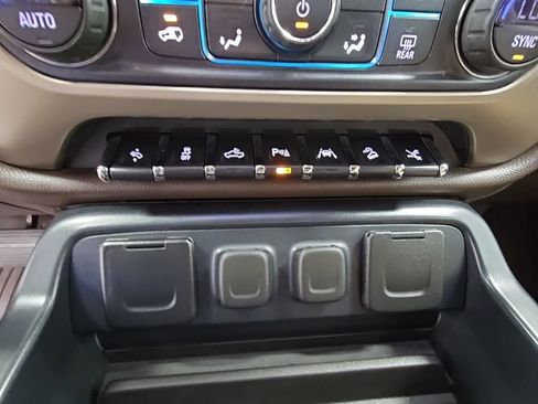 Used 2018 GMC Sierra 1500 Denali w/ Denali Ultimate Package image 20