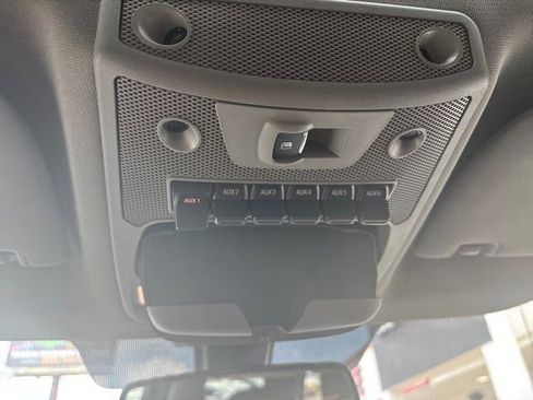 Used 2019 Ford F250 Lariat w/ Lariat Ultimate Package AWD/4WD image 44