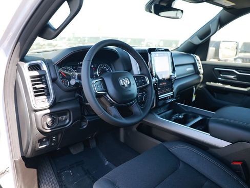 New 2026 RAM 1500 4x4 Crew Cab image 13