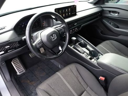 Used 2023 Honda Accord Sport image 10