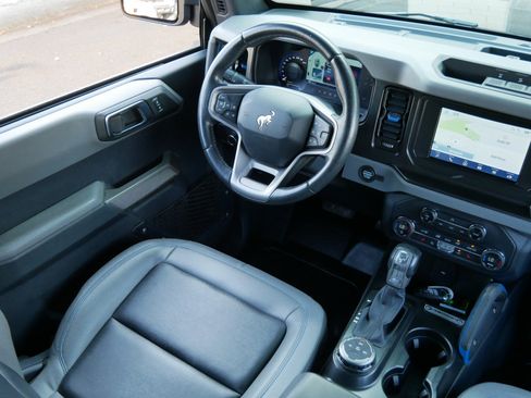 Certified 2021 Ford Bronco Black Diamond image 9