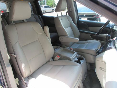 Used 2015 Honda Odyssey EX-L image 19
