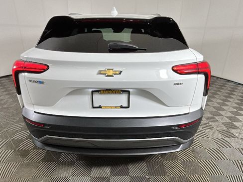 Used 2024 Chevrolet Blazer EV LT AWD/4WD image 3