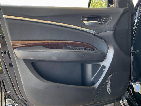 Used 2017 Acura MDX w/ Technology Package FWD image 19