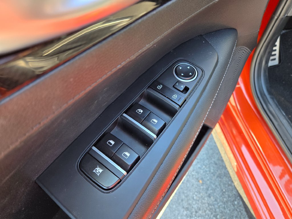 Used 2023 Kia Forte GT-Line w/ GT-Line Premium Package FWD image 12