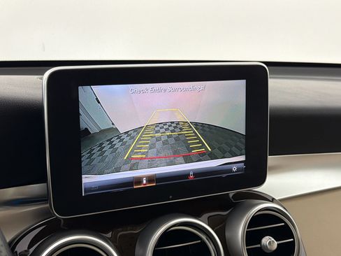 Used 2017 Mercedes-Benz GLC 300 image 18