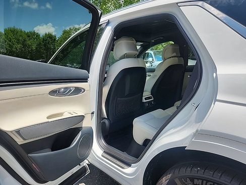 Used 2024 Genesis Electrified GV70 AWD/4WD image 25
