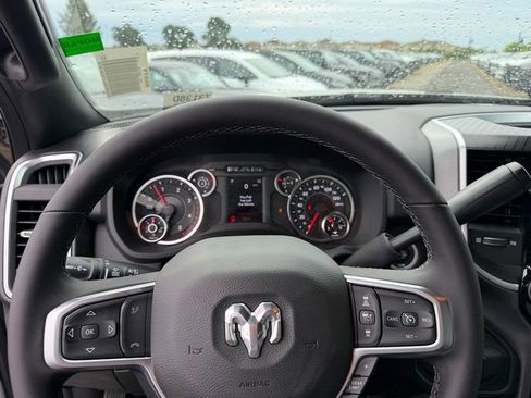 New 2026 RAM 3500 Big Horn AWD/4WD image 17