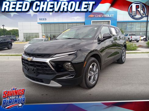 Certified 2025 Chevrolet Blazer LT AWD/4WD image 1