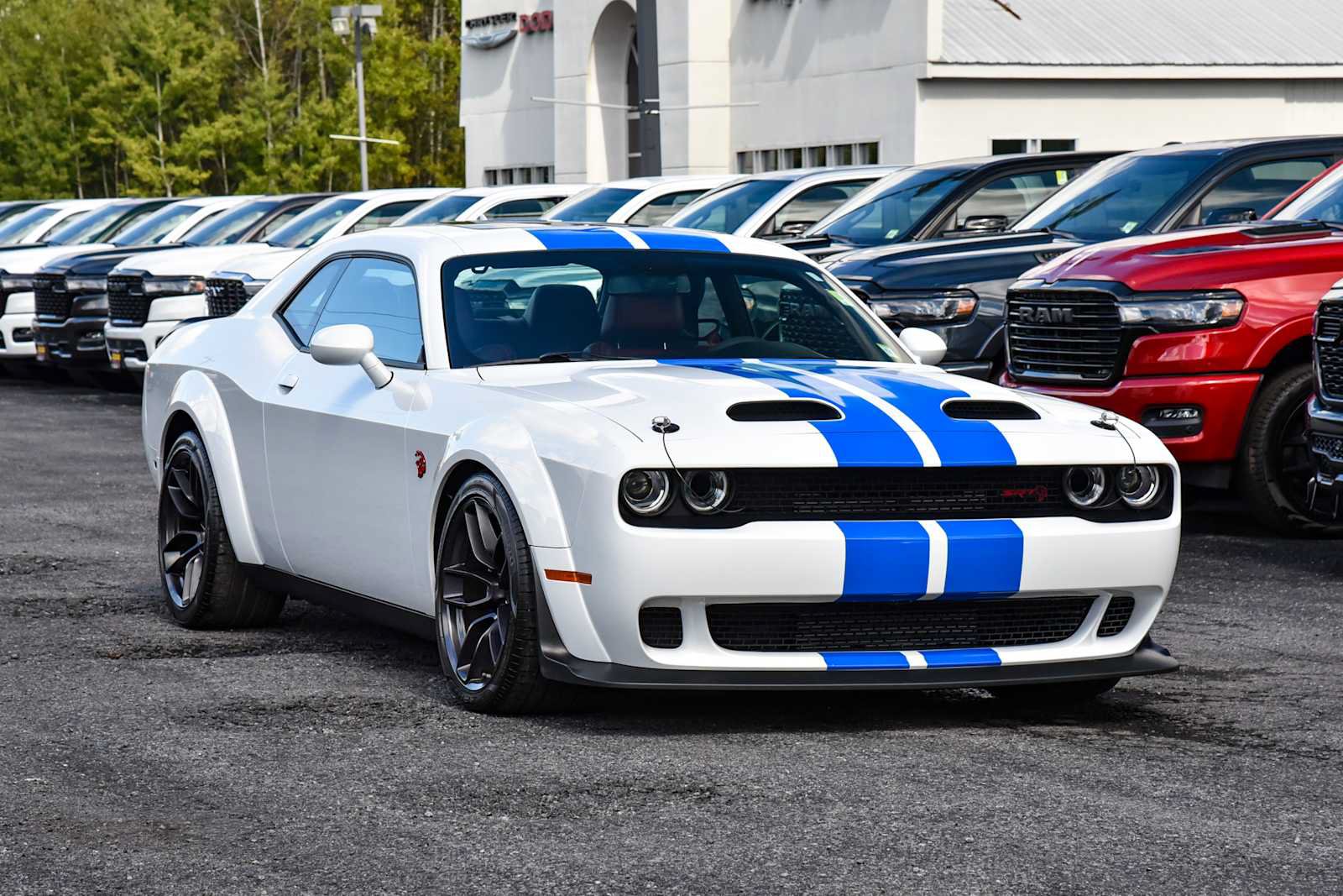 Used 2022 Dodge Challenger SRT Hellcat RWD image 1