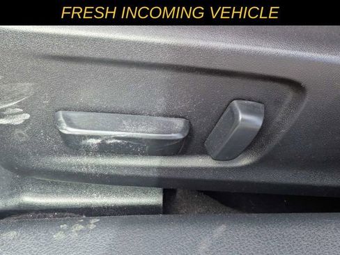 Used 2024 Lexus IS 300 w/ Comfort Package RWD image 17