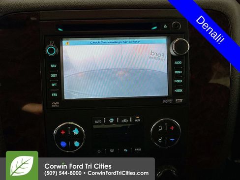 Used 2007 GMC Yukon Denali AWD/4WD image 22