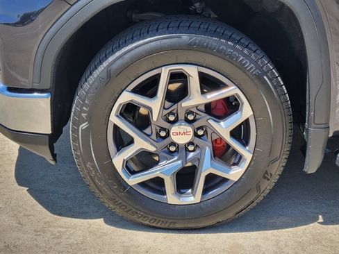 Used 2025 GMC Sierra 1500 SLT w/ SLT Premium Plus Package RWD image 10