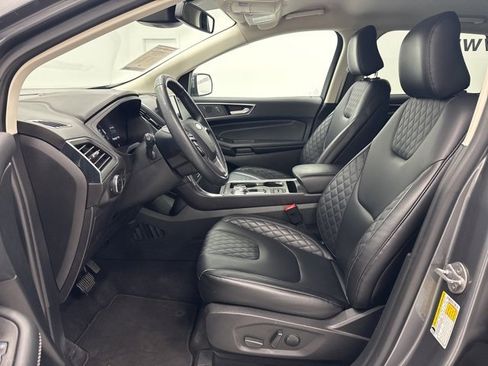 Used 2024 Ford Edge Titanium image 20
