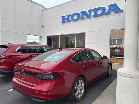 Used 2024 Honda Accord LX image 3