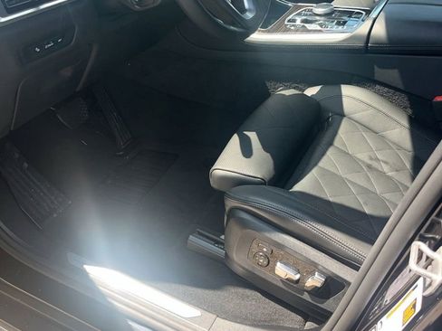 Used 2026 BMW X5 xDrive40i AWD/4WD image 5