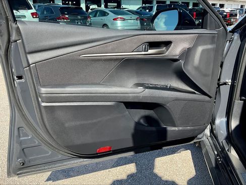Used 2025 Toyota Camry LE w/ Convenience Package FWD image 21