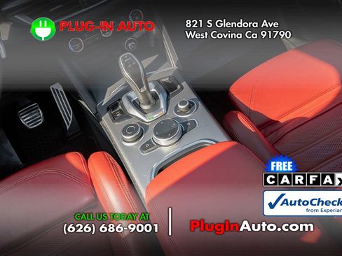 Used 2022 Alfa Romeo Stelvio Veloce image 17