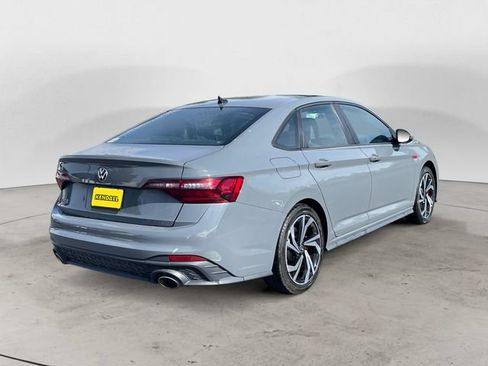 Used 2024 Volkswagen Jetta GLI Autobahn FWD image 5