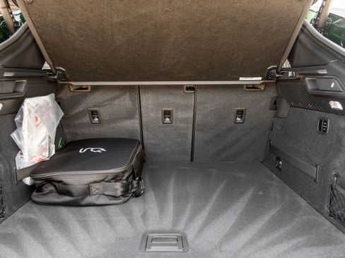 Certified 2025 Porsche Macan 4 Electric image 31