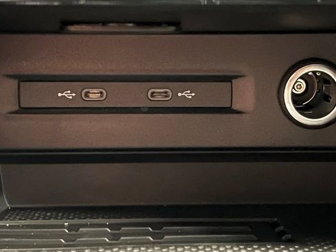 New 2026 Volkswagen Taos SE AWD/4WD image 14