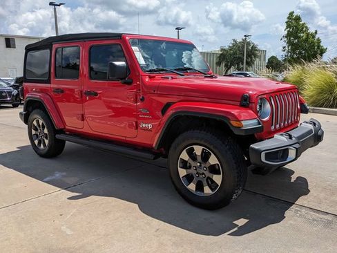 Used 2019 Jeep Wrangler Unlimited Sahara w/ Dual Top Group AWD/4WD image 2