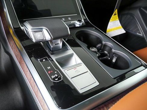 New 2026 Audi Q8 Prestige image 19