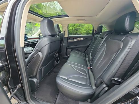 Used 2022 Lincoln Nautilus Reserve w/ Equipment Group 201A image 24