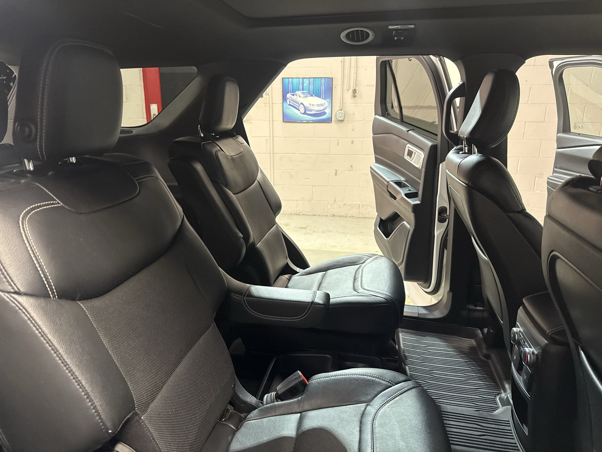 Used 2020 Ford Explorer ST w/ Premium Technology Package AWD/4WD image 20
