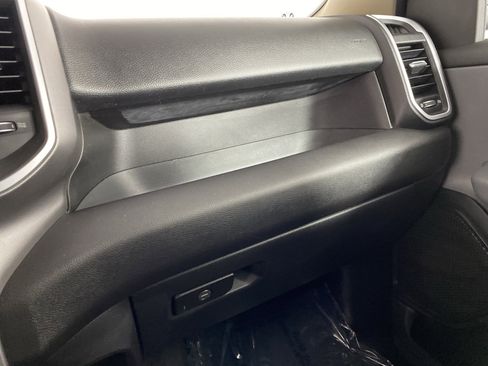 Used 2020 RAM 1500 Big Horn image 31