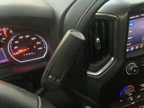 Used 2021 Chevrolet Silverado 1500 LT image 19