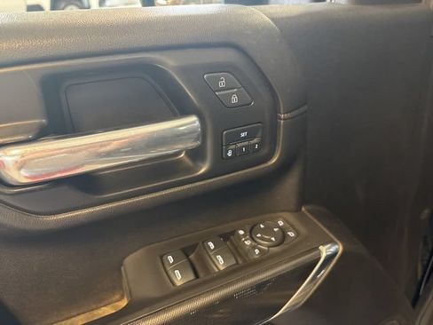 Used 2021 GMC Sierra 3500 AT4 w/ AT4 Premium Plus Package AWD/4WD image 9