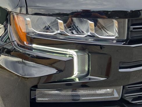 Used 2022 Chevrolet Silverado 1500 LT Trail Boss w/ Bed Protection Package image 5