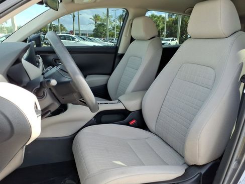 Used 2023 Honda HR-V LX image 5