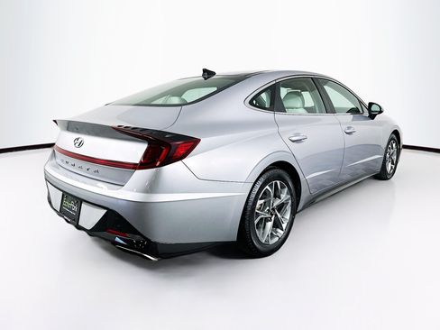 Used 2023 Hyundai Sonata SEL w/ Convenience Package FWD image 9