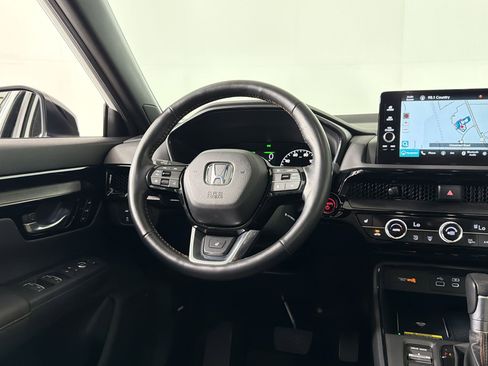 Used 2025 Honda CR-V Sport Touring image 28