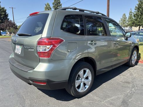 Used 2015 Subaru Forester 2.5i Premium AWD/4WD image 13