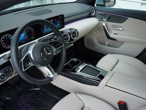 Used 2026 Mercedes-Benz CLA 250 image 2