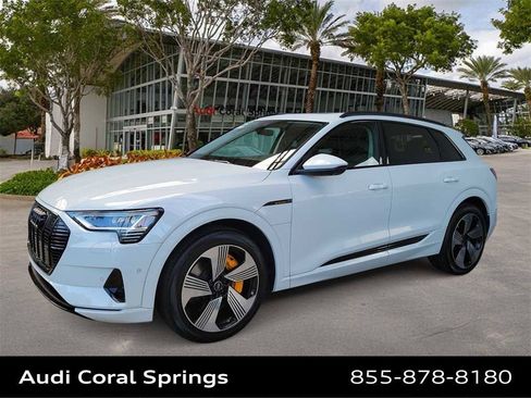 Certified 2022 Audi e-tron Premium Plus image 1