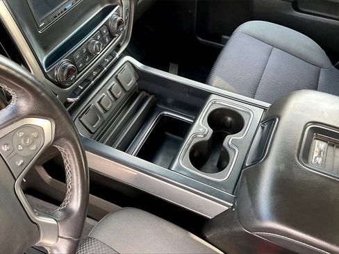 Used 2018 Chevrolet Silverado 1500 LT w/ Redline Edition image 15