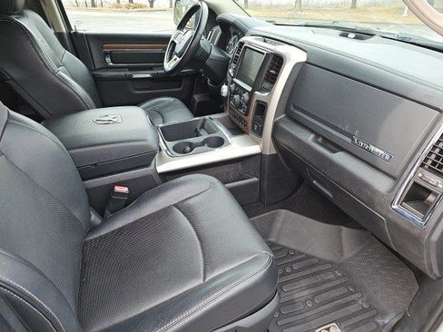 Used 2017 RAM 1500 Laramie w/ Convenience Group image 11