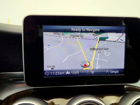 Used 2018 Mercedes-Benz C 300 4MATIC Sedan image 18