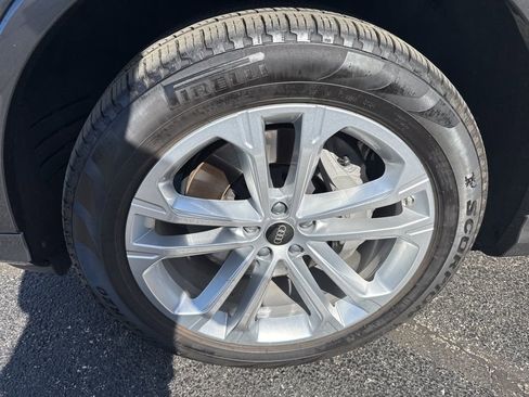 Used 2025 Audi Q7 3.0T Premium Plus w/ Premium Plus Package AWD/4WD image 9